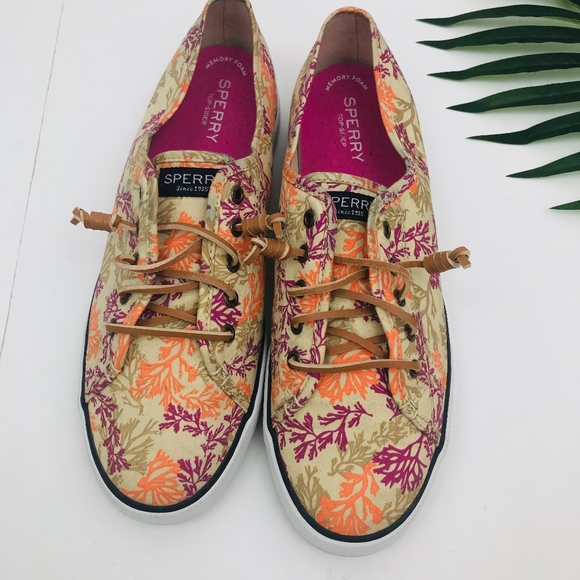 [Sperry] Tan Leaf Printed Top-Sider Boat Shoes - Picture 2 of 6